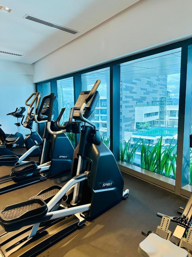 Luxury Suites At Eaton Klcc Kuala Lumpur Exterior foto